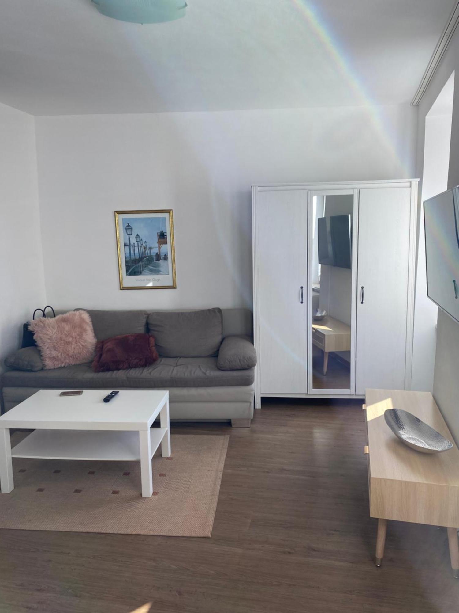 Ferienwohnung Zentral An Der Moselpromenade Целль-ан-дер-Мозель Экстерьер фото