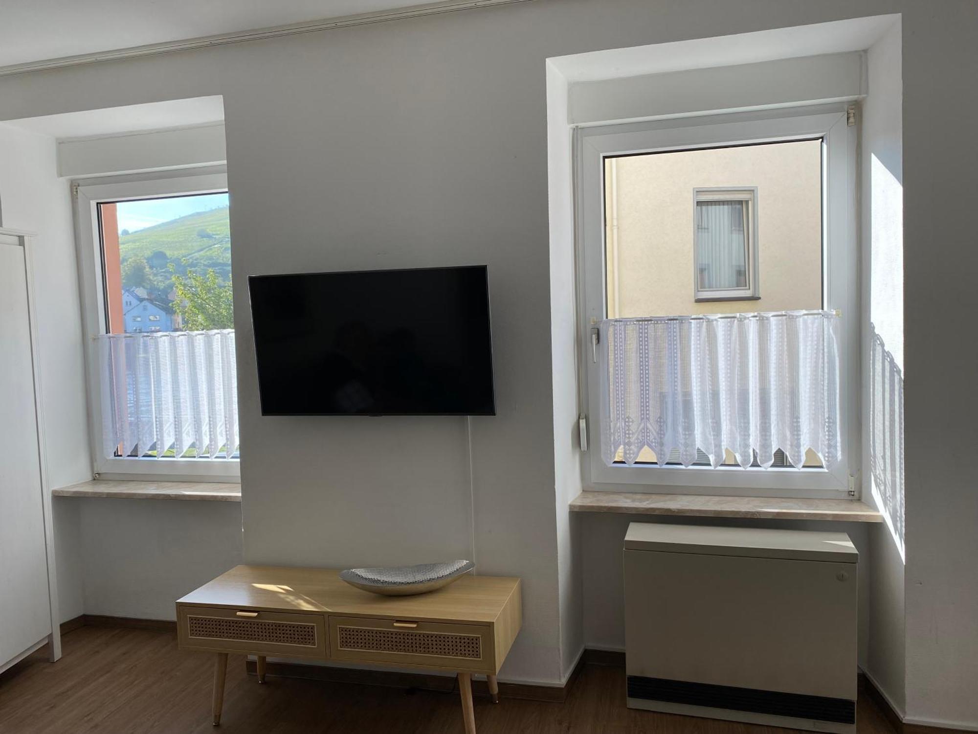Ferienwohnung Zentral An Der Moselpromenade Целль-ан-дер-Мозель Экстерьер фото